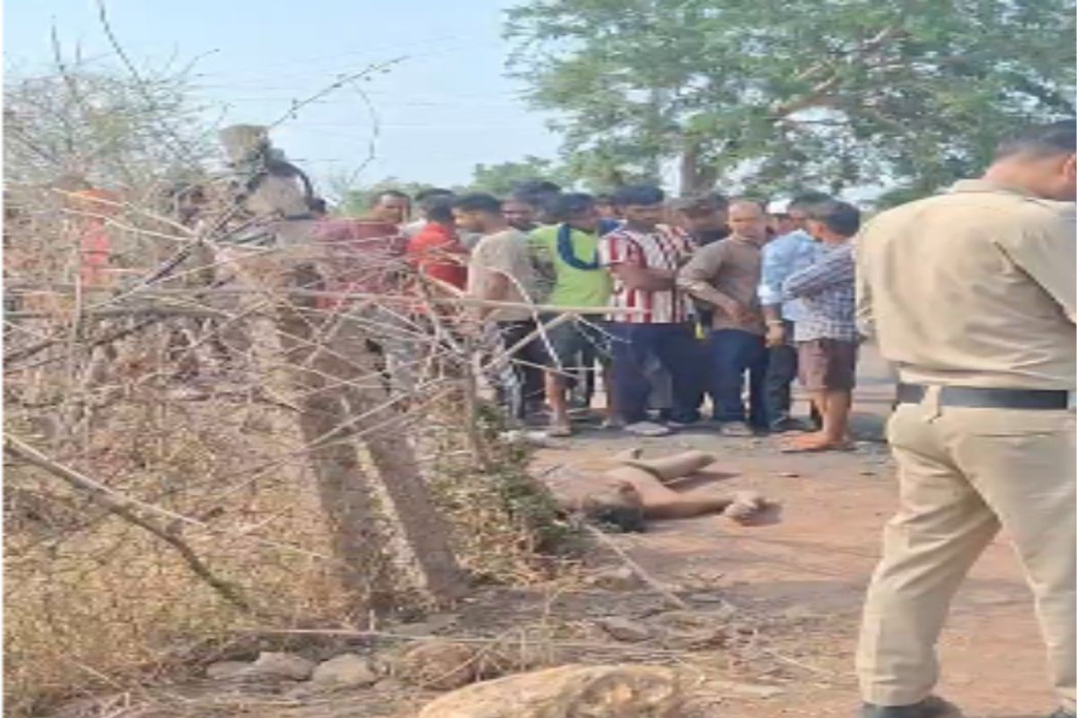 CG Takhatpur New: करंट लगने से मौत या फिर साजिश? सकर्रा में मिले शव ने खड़े किए कई सवाल