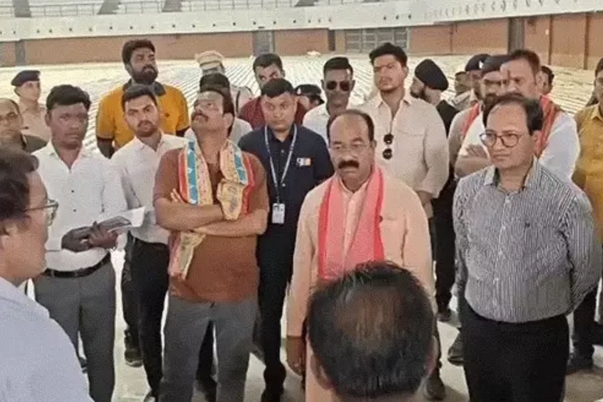 CG News: 2017 से अधूरा पड़ा काम देख भड़के अरुण साव, अधिकारियों को चेतावनी- 15 दिन में रिपोर्ट दें, नहीं तो दिक्कत में पड़ेंगे