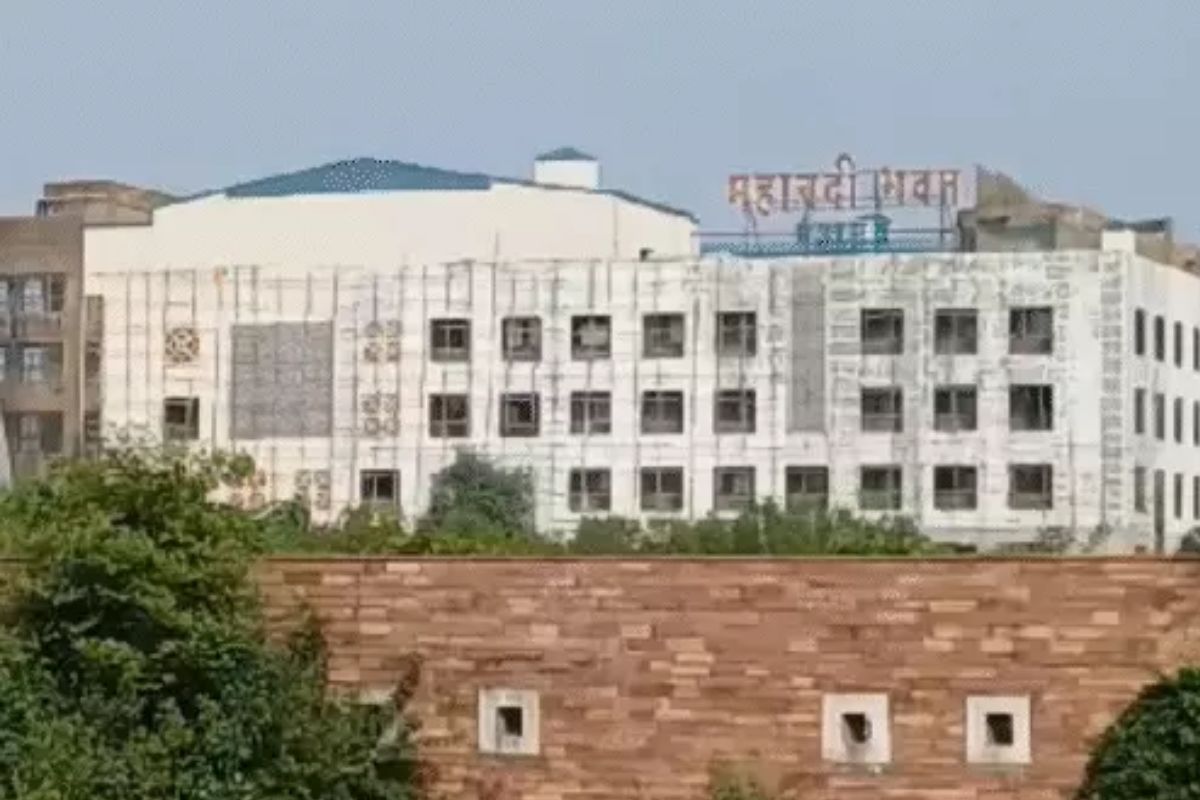 CG Transfers News: छत्तीसगढ़ परिवहन विभाग में बड़ा प्रशासनिक फेरबदल, 165 अधिकारियों-कर्मचारियों के तबादले
