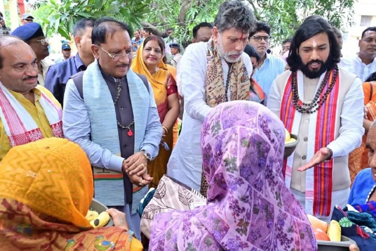 Raipur News: छत्तीसगढ़ का ऐसा आश्रम जहां कुष्ठ रोगियों को मिलता है सम्मान, इलाज और आत्मनिर्भर बनने का अवसर