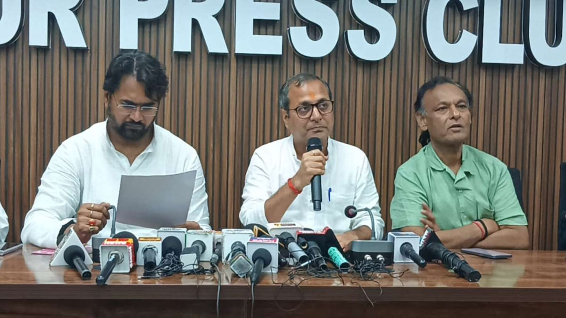 Bilaspur News: ‘8 विधानसभा सत्र, एक भी सवाल नहीं’, शैलेष पांडेय का अमर अग्रवाल पर बड़ा हमला
