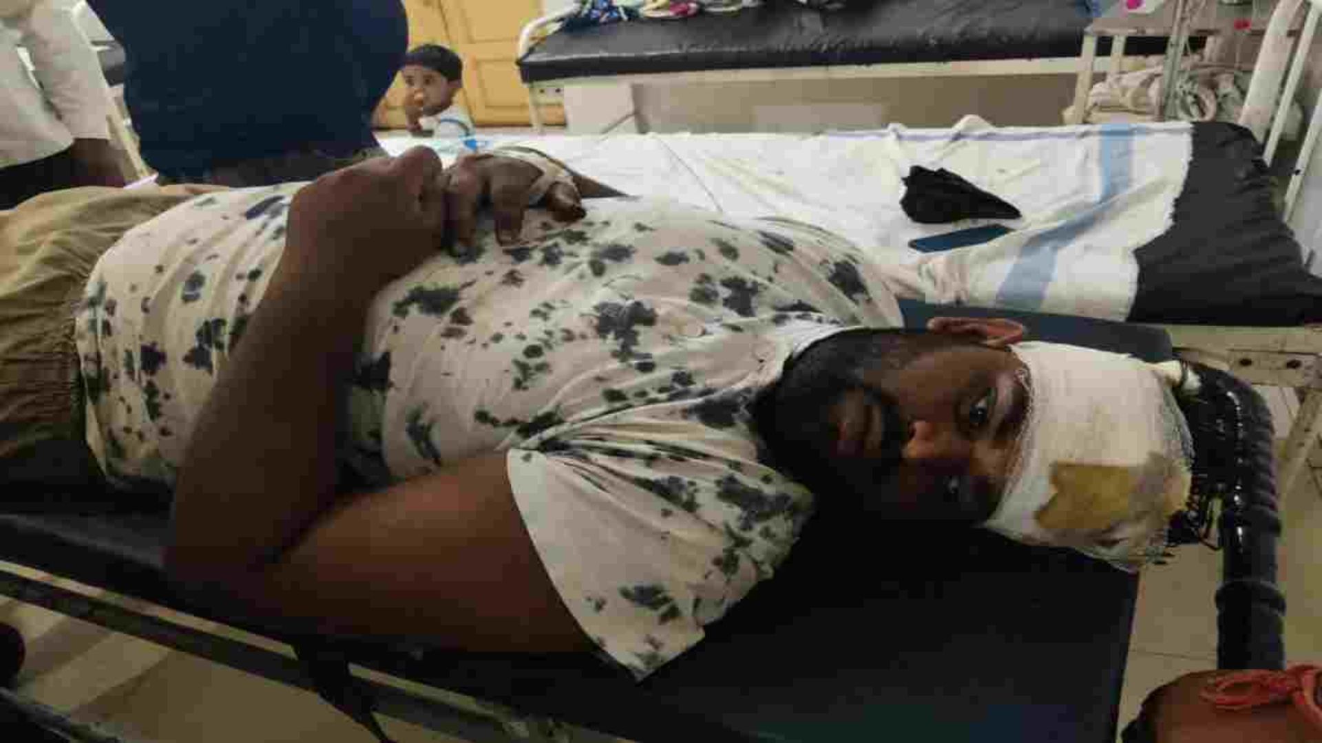 Satna News: फावड़े-कुल्हाड़ी से हमले का आरोप, FIR में BJP जिला उपाध्यक्ष का नाम नहीं होने पर उठे सवाल