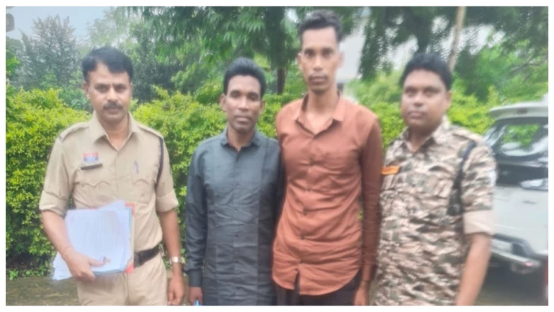 Ambikapur News : आदिवासी नाबालिग छात्रा और युवती को नौकरी का झांसा देकर दिल्ली ले जा रहे थे आरोपी, रायगढ़ में पकड़े गए