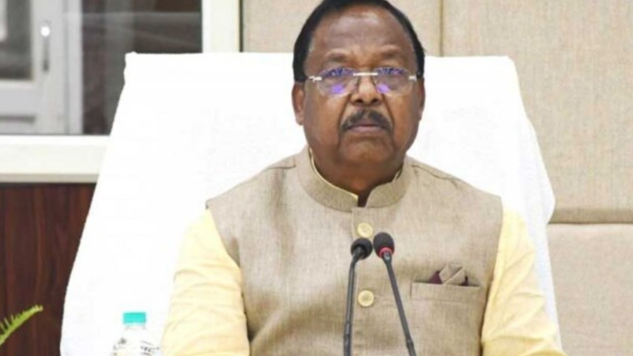 CG News: पीएम आवास पर छग की राजनीति में बवाल, मंत्री रामविचार नेताम बोले- कांग्रेस सरकार में गरीबों के साथ हुआ अन्याय