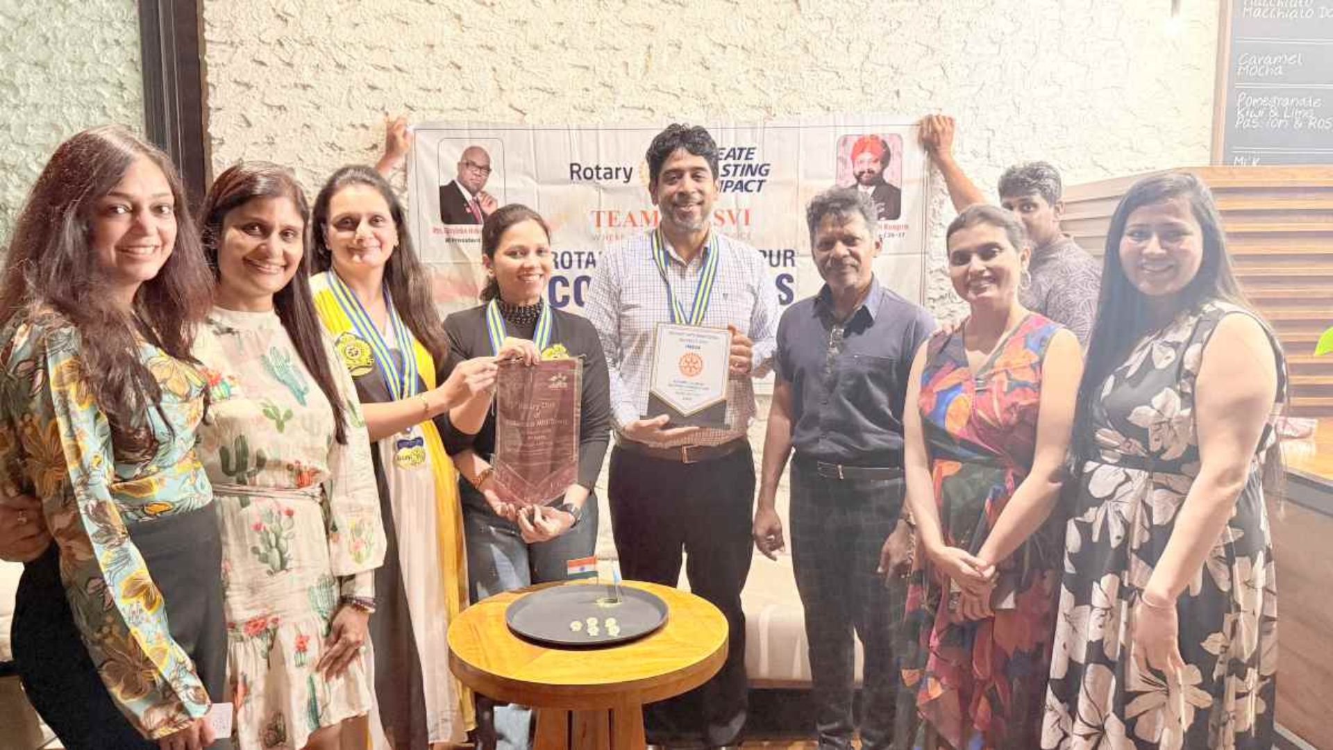Raipur News: कोलंबो में Rotary Club Of Raipur Cosmo Divas ने किया फ्लैग एक्सचेंज, अंतर्राष्ट्रीय फेलोशिप को मिला नया आयाम